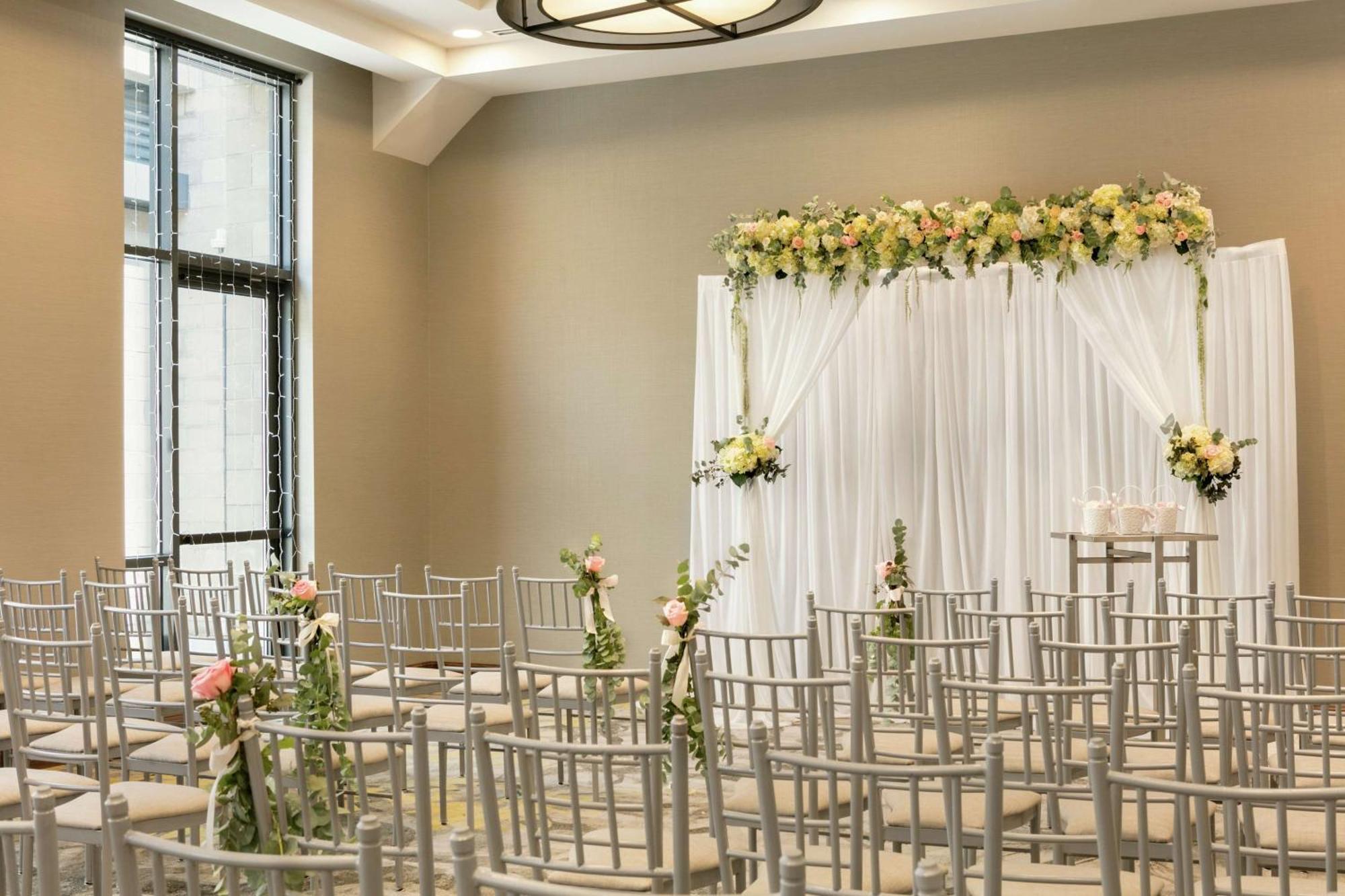 Embassy Suites By Hilton Berkeley Heights Екстериор снимка